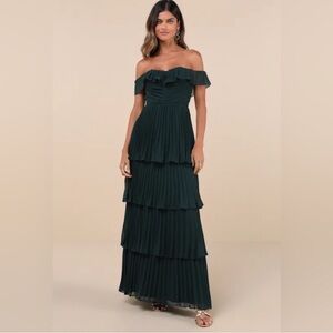 Elegant Off-Shoulder Green Maxi Dress